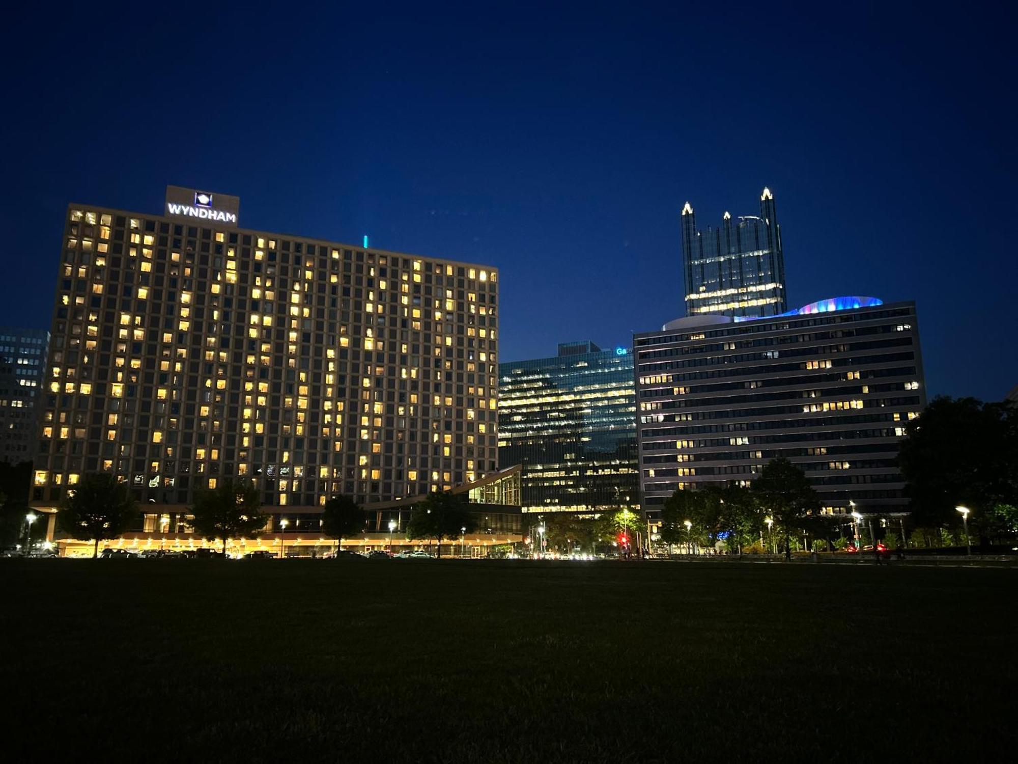 Sprawling Stadium Views Wonderful Location 24-7 Parking Gym Lounge Pittsburgh Exterior photo